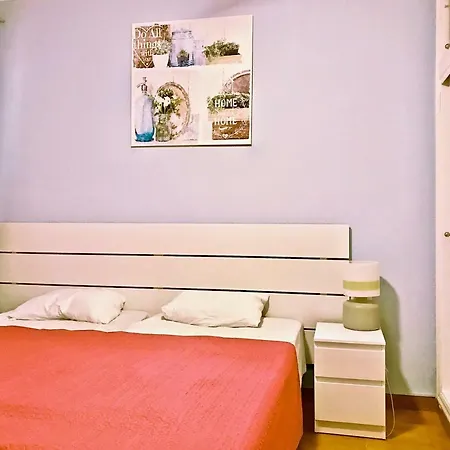Esmeralda Apartament *